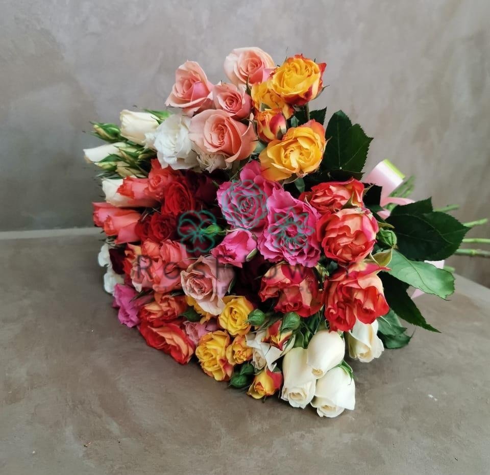 Букет цветов из: Розы в Звенигороде