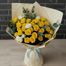 Букет цветов из:  Розы в Звенигороде