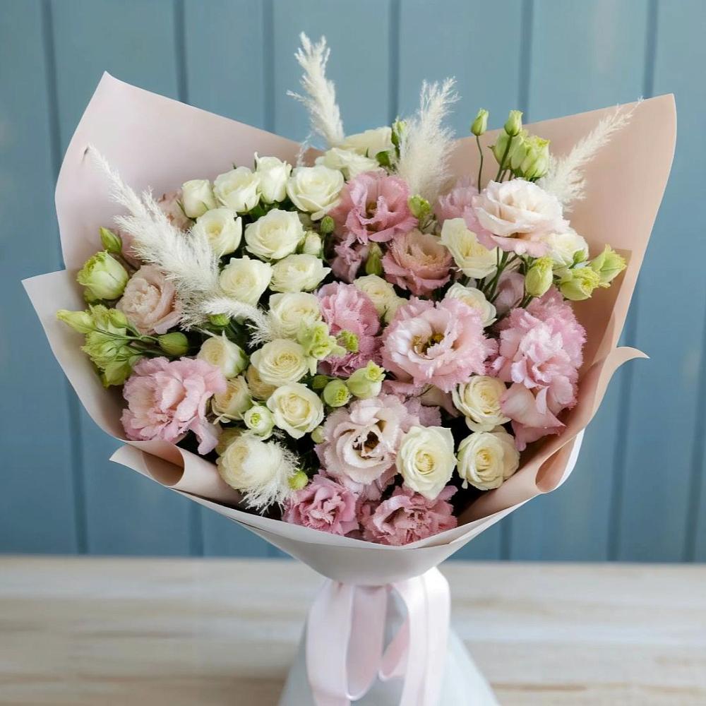 Букет цветов из: Альстромерии и Розы в Звенигороде