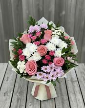 Букет цветов из:  Альстромерии, Гвоздики, Розы и Хризантемы #REPLACE_PRED# Звенигороде