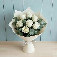 Букет Белые розы в Эвкалипте в Звенигороде