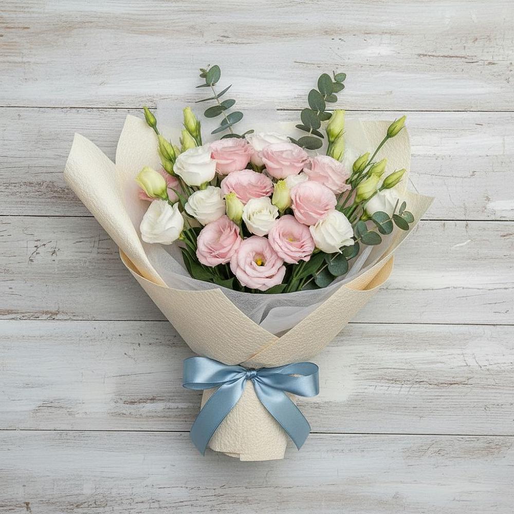 Букет цветов из: Лизиантусы в Звенигороде